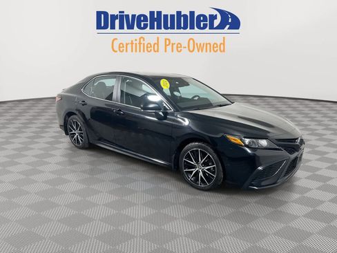 Used 2024 Toyota Camry SE image 8