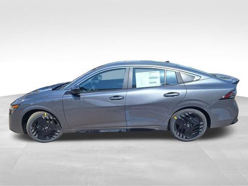 New 2026 Nissan Sentra SR w/ SR All Weather Package FWD image 4