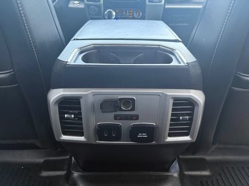 Used 2019 Ford F150 Lariat w/ Equipment Group 502A Luxury AWD/4WD image 15