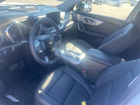 Used 2025 Chevrolet Blazer LT w/ Midnight/Sport Edition image 16