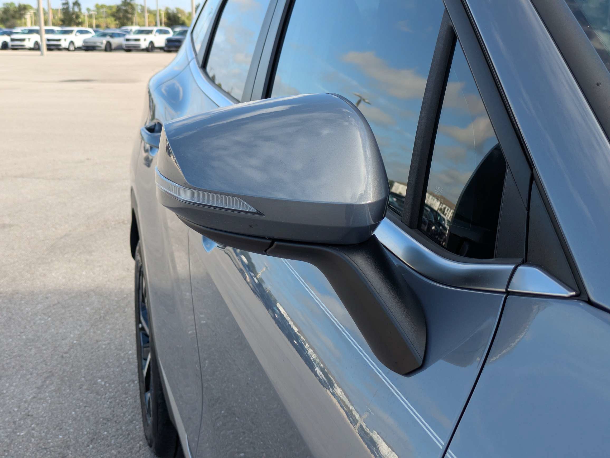 Used 2023 Kia Sportage EX FWD image 12