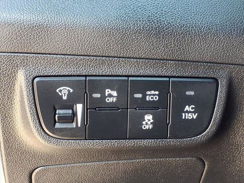 Used 2016 Hyundai Veloster Turbo w/ Option Group 04 image 25