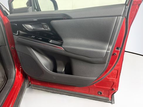 Used 2023 Toyota bZ4X Limited w/ Weather Package image 33