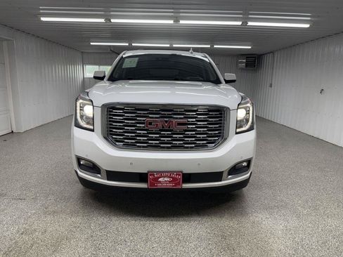 Used 2018 GMC Yukon XL Denali AWD/4WD image 3