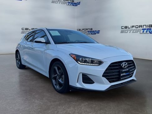 Used 2019 Hyundai Veloster 2.0 image 3