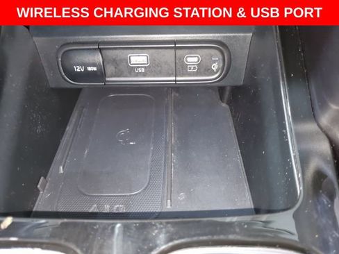 Used 2025 Kia Telluride S image 26