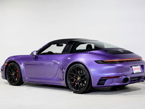 Used 2024 Porsche 911 Targa 4 GTS image 9