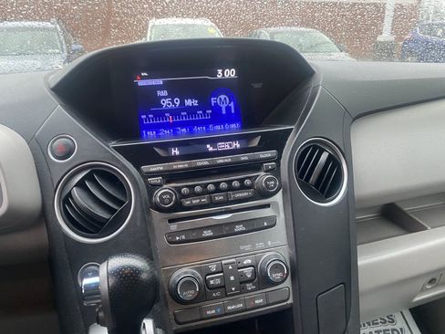 Used 2015 Honda Pilot SE image 12