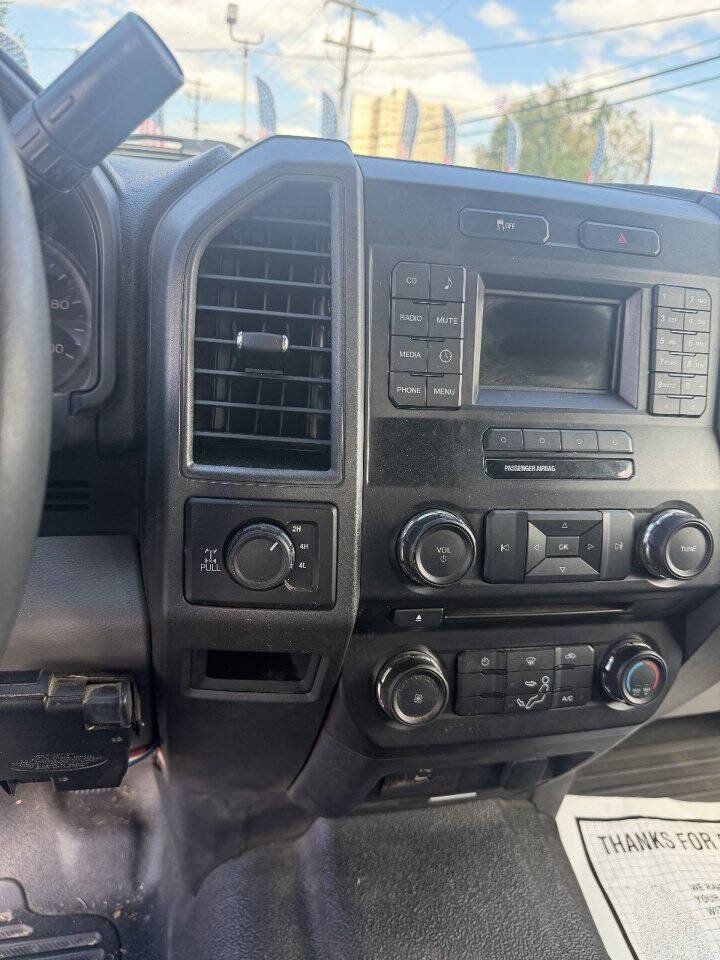 Used 2018 Ford F350 XL AWD/4WD image 11