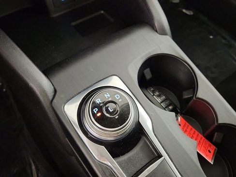 Used 2020 Ford Escape SEL FWD image 29