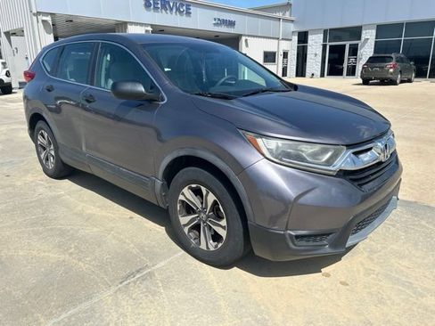 Used 2017 Honda CR-V LX image 2