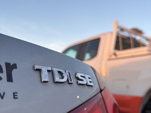 Used 2013 Volkswagen Passat TDI SE image 13