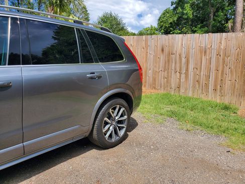 Used 2019 Volvo XC90 T6 Momentum w/ Advanced Package AWD/4WD image 5