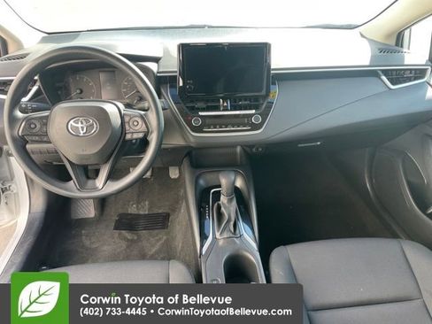 Used 2023 Toyota Corolla LE image 12