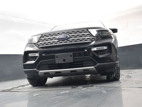 Used 2020 Ford Explorer Limited image 23