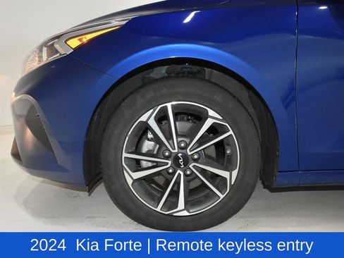 Used 2024 Kia Forte LXS FWD image 6