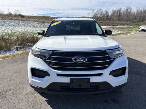 Used 2023 Ford Explorer XLT image 8