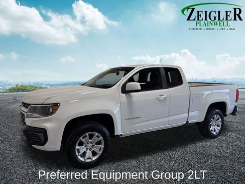Used 2022 Chevrolet Colorado LT w/ Fleet Safety Package RWD image 2
