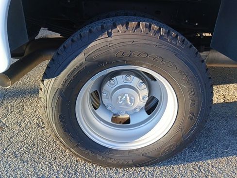 Used 2024 RAM 3500 Tradesman w/ Safety Group image 57