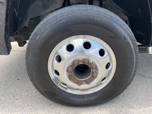 Used 2018 RAM 3500 Laramie image 11