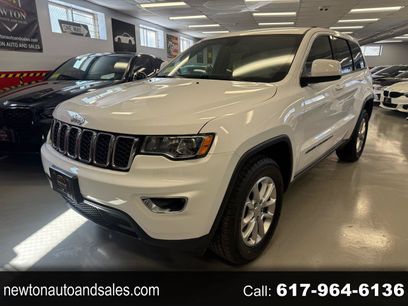 Used 2022 Jeep Grand Cherokee Laredo E