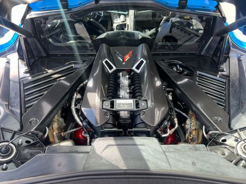 Used 2023 Chevrolet Corvette Z06 w/ Stealth Interior Trim Package RWD image 21