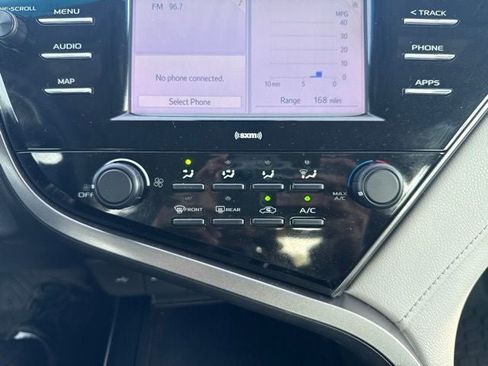 Certified 2020 Toyota Camry LE FWD image 25