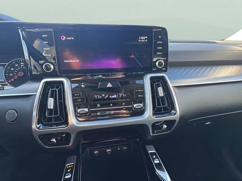Used 2022 Kia Sorento SX image 20