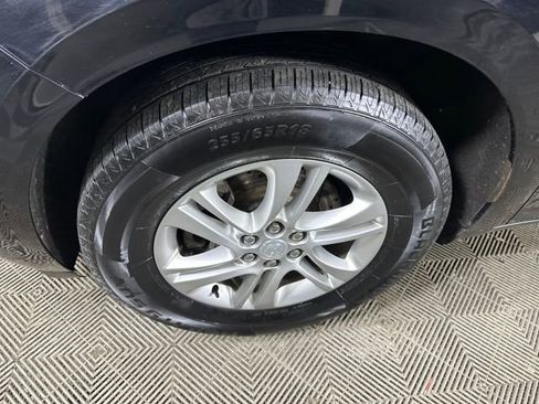 Used 2018 Buick Enclave Essence image 10