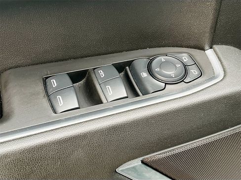 Used 2024 Chevrolet Silverado 1500 LT image 18