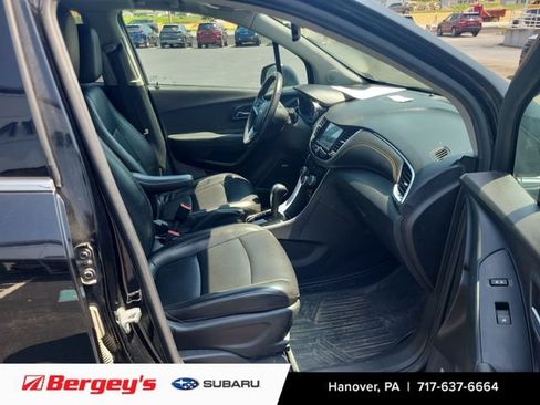 Used 2017 Chevrolet Trax Premier AWD/4WD image 11