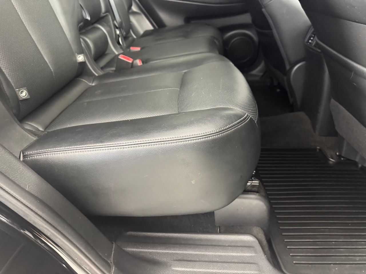 Used 2017 Nissan Rogue SL FWD image 29