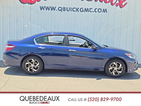 Used 2017 Honda Accord LX image 8