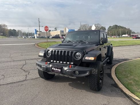 Used 2021 Jeep Gladiator Mojave w/ Trailer Tow Package image 15