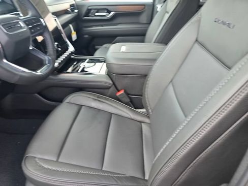 New 2026 GMC Yukon XL Denali RWD image 16