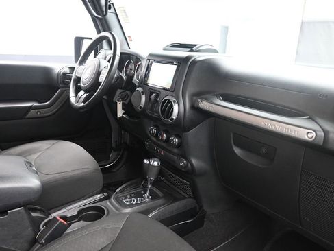 Used 2016 Jeep Wrangler Sport w/ Quick Order Package 24S AWD/4WD image 20