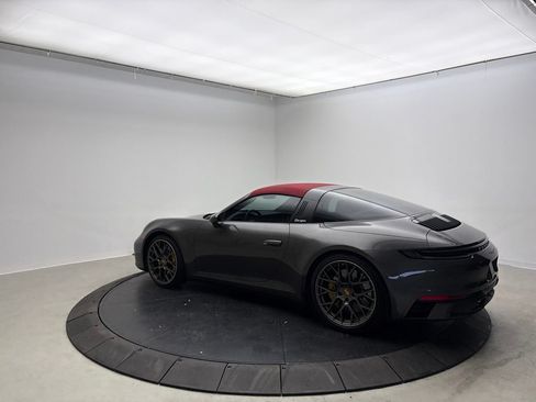 Used 2022 Porsche 911 Targa 4S AWD/4WD image 3