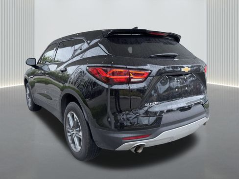 Used 2024 Chevrolet Blazer LT FWD image 7