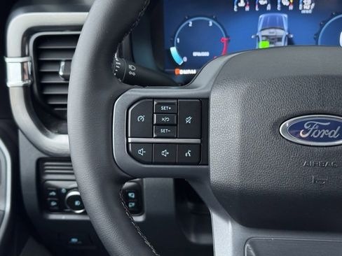 Certified 2026 Ford F350 Lariat w/ Chrome Package image 25