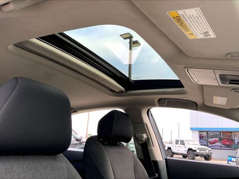 Used 2023 Honda Accord EX image 14