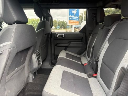 Used 2025 Ford Bronco 4-Door w/ Sasquatch Package AWD/4WD image 15
