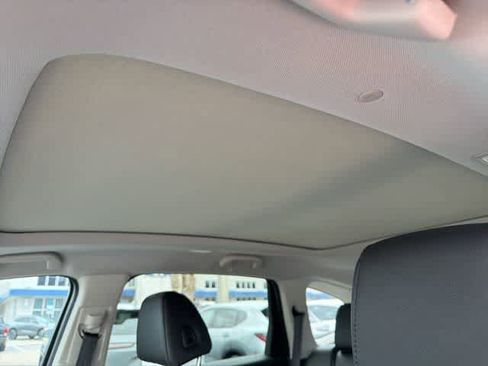 Used 2024 Acura MDX FWD image 17