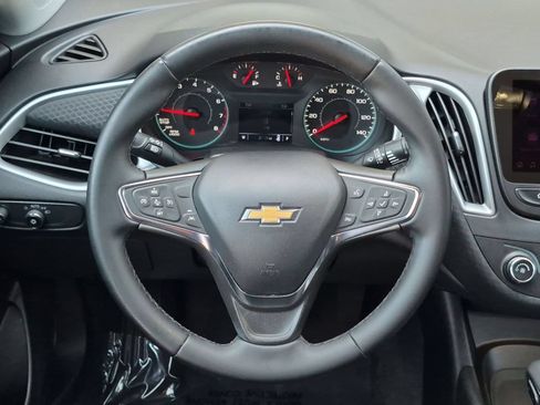 Used 2024 Chevrolet Malibu RS FWD image 13