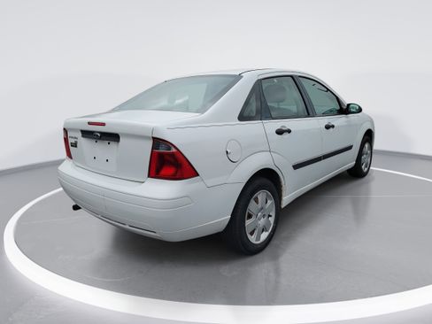 Used 2007 Ford Focus S image 3