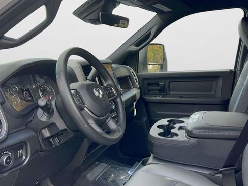 New 2026 RAM 5500 Tradesman w/ Chrome Appearance Group image 30