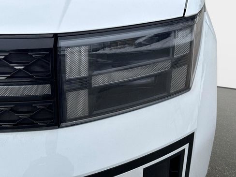 Used 2024 Hyundai Santa Fe Calligraphy image 10