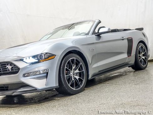 Used 2021 Ford Mustang Convertible w/ 2.3L High Performance Package RWD image 4