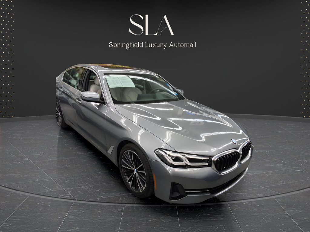 Used 2023 BMW 540i xDrive w/ Executive Package AWD/4WD image 2