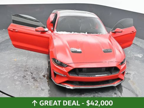 Used 2019 Ford Mustang GT Premium w/ Equipment Group 401A RWD image 59