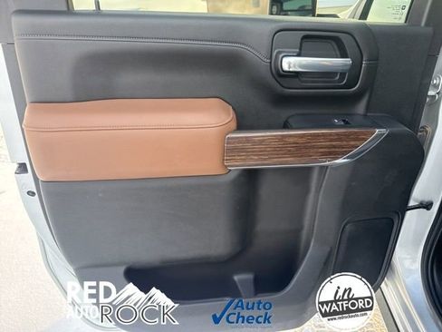 Used 2021 Chevrolet Silverado 2500 High Country w/ Safety Package II image 17